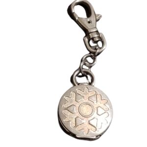 Snowflake Silvertone Watch, Clip On, Metal Case